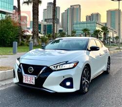 Nissan Maxima